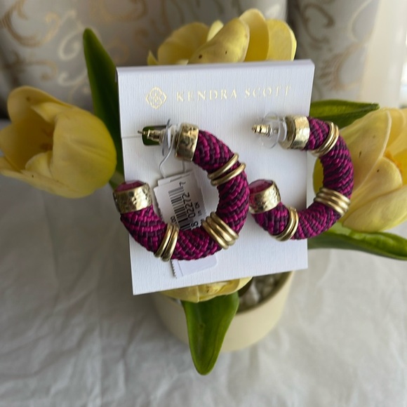 Kendra Scott Jewelry - Kendra Scott Maya Hoop Earrings
